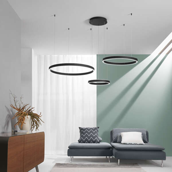 Suspension LED noire avec 3 anneaux métalliques double émission et diffuseur en silicone 180w 80cm 60cm 40cm – Image 3